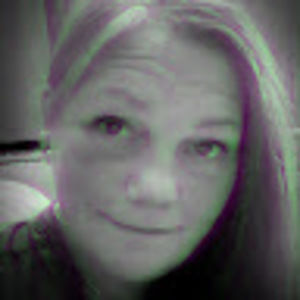 Meet your Posher, Pauline